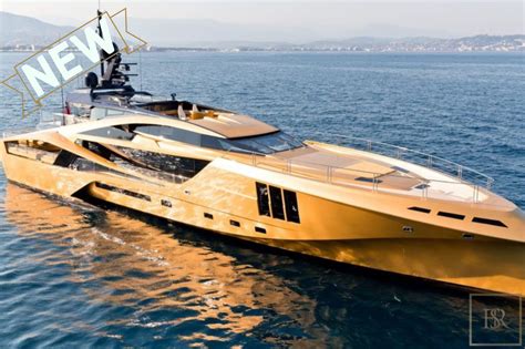 Luxury Superyachts for Sale .